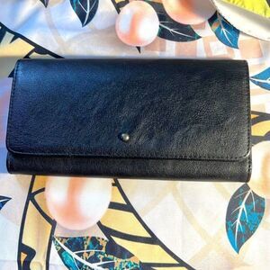Wallet Universal Thread  Tri Fold Women's Black Vegan Leather Long Wallet